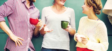 Grup insanlar sohbet kavramı