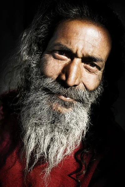 Indian Man Looking Camera — Stock Photo, Image