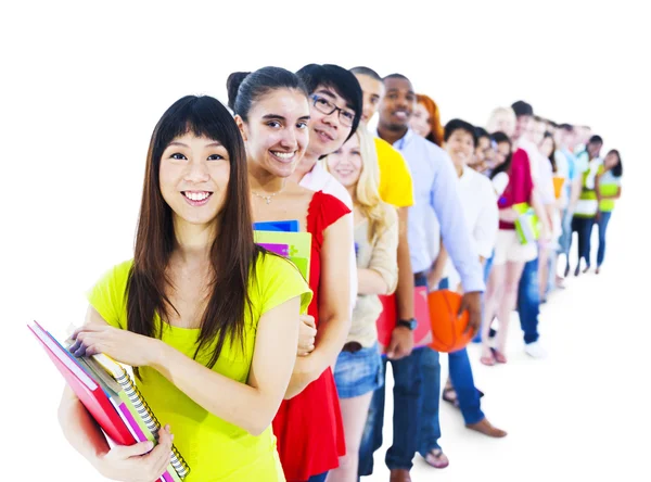 Groep studenten met boeken — Stockfoto