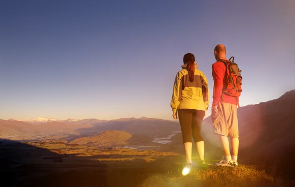 Wandelen wandelaar klimmen, levensstijl Concept — Stockfoto