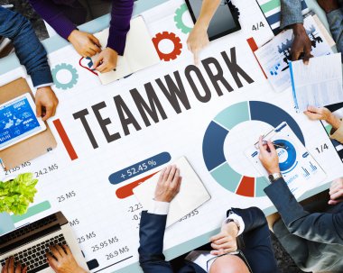 Grup insanlar ve ekip çalışması