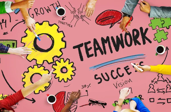Affärsmän och teamwork koncept — Stockfoto