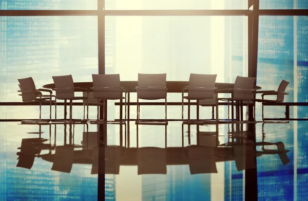 Mesa de Reunião em Escritório Moderno — Fotografia de Stock