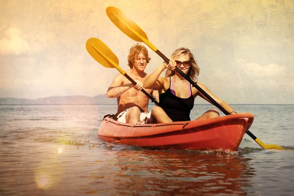 Couple Kayaking Adventure Concept — Stock Photo, Image