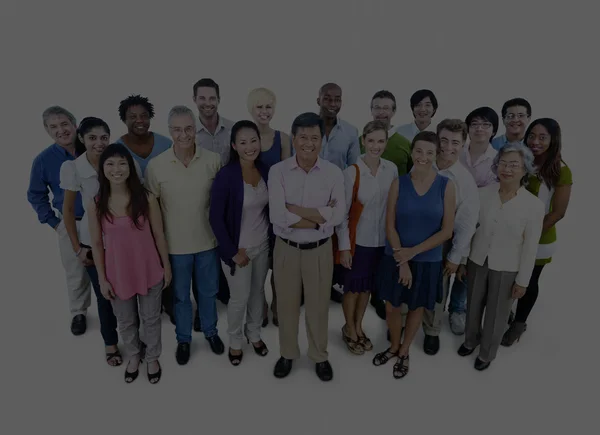 Multietniskt grupp av affärsmän — Stockfoto