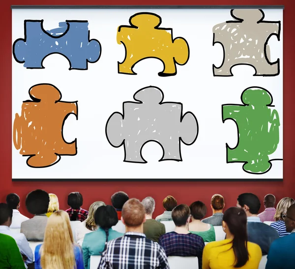 Gruppo di diversità Persone e puzzle puzzle — Foto Stock