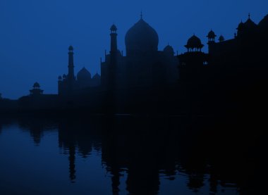 Grand Taj Mahal