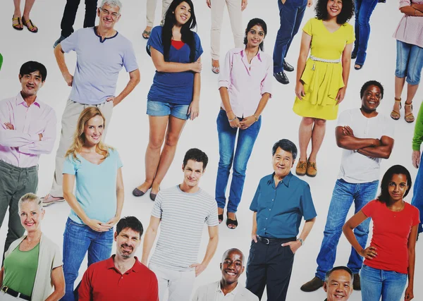 Gruppe von Diversity-Menschen, die zusammenstehen — Stockfoto