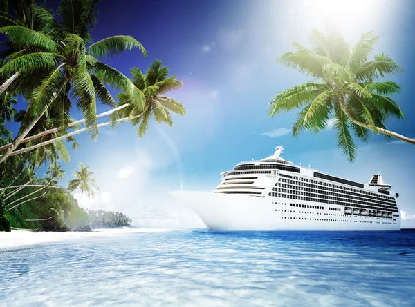 Kreuzfahrtschiff Tropischer Strand Konzept — Stockfoto