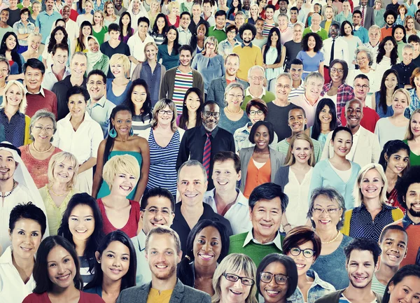 Grand groupe de personnes de la diversité — Photo