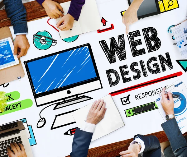 Grupo de Empresarios y Diseño Web —  Fotos de Stock