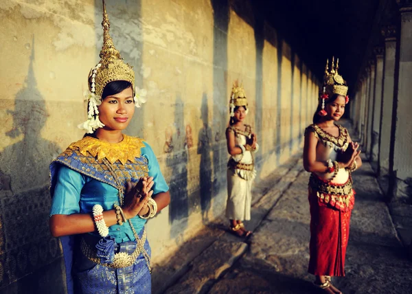 Dançarinos cambojanos Apsara — Fotografia de Stock