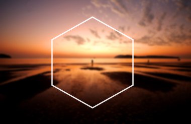 Yaz plaj gün batımından önce