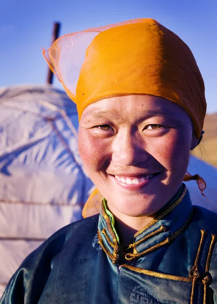 Mongolská žena v kroji — Stock fotografie