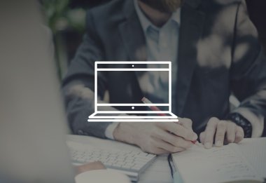 Ofiste çalışan iş adamı