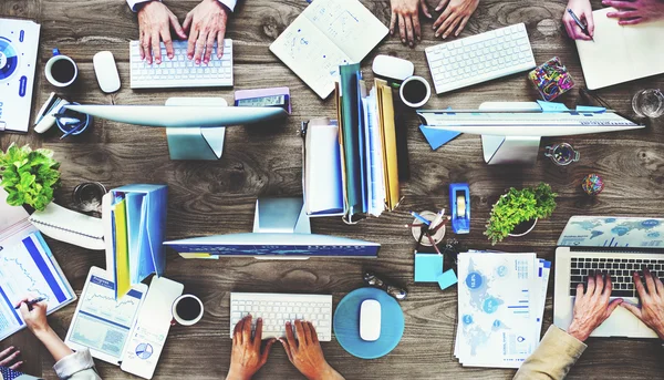 Grupo de Empresarios Trabajo Ocupado — Foto de Stock