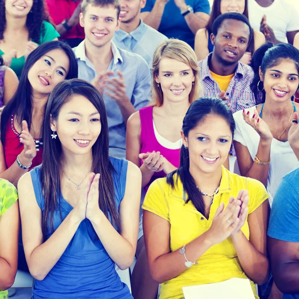 Diversity friends together — Stock Photo, Image