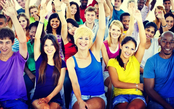 Gelukkige mensen van de diversiteit — Stockfoto