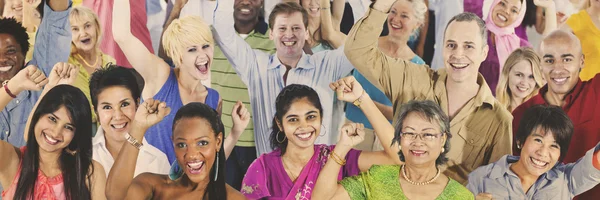 Grand groupe de personnes de la diversité — Photo