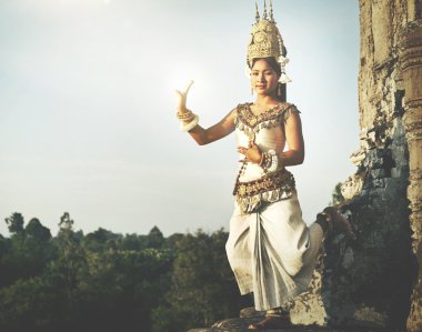 Aspara dansçı vasıl Angkor Wat