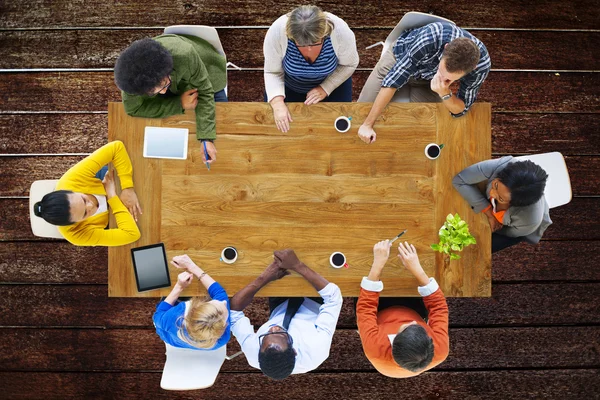 Empresários em reunião — Fotografia de Stock