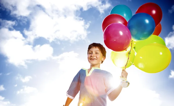 Happy Boy v přírodě — Stock fotografie