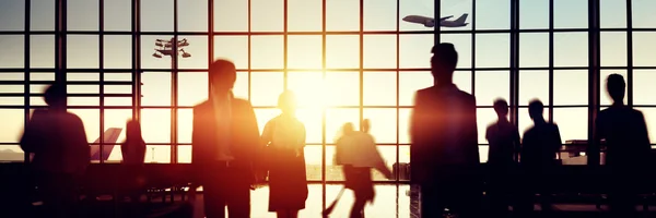 Internationaler Flughafen-Terminal — Stockfoto