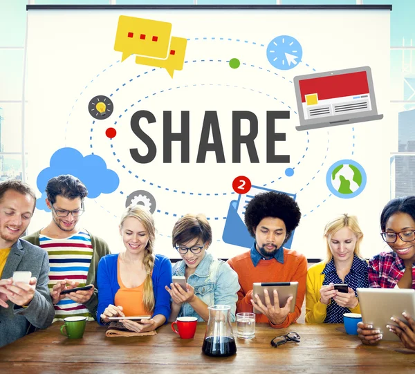 Compartir concepto de redes sociales —  Fotos de Stock