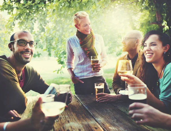 Diverse People Hanging Out — Stock Photo, Image