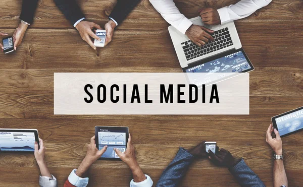 Concepto de medios sociales — Foto de Stock