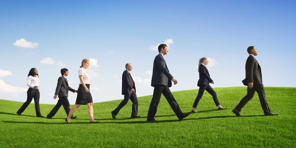 Business people walking — Stock Photo, Image