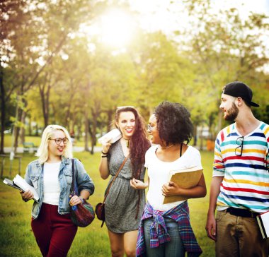 College Park bahçe beraberlik birlik dostluk kavramı