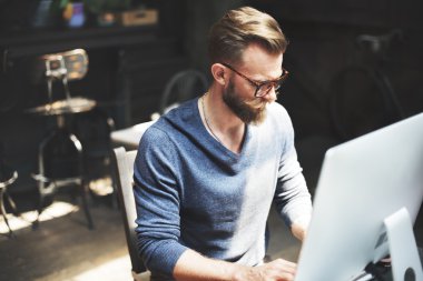 evde çalışma office iş adamı