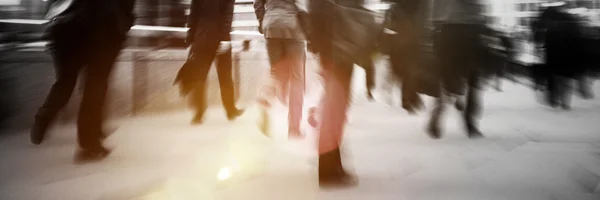 Silhouettes of Business People Walking — Stock Photo, Image