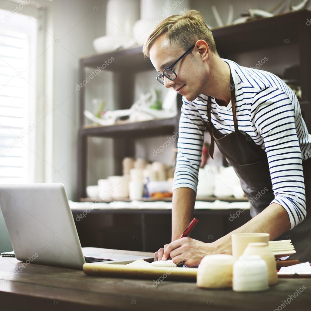 Craftsman Browsing Laptop Computer