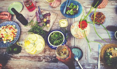 Yiyecek içecek parti yemek içecek konsepti