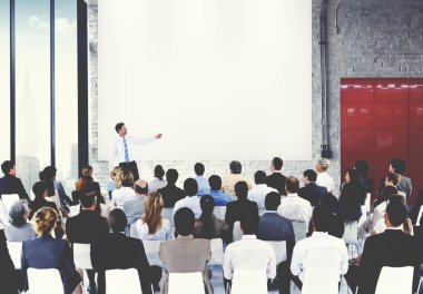 İş adamları ofis tanıtımı 