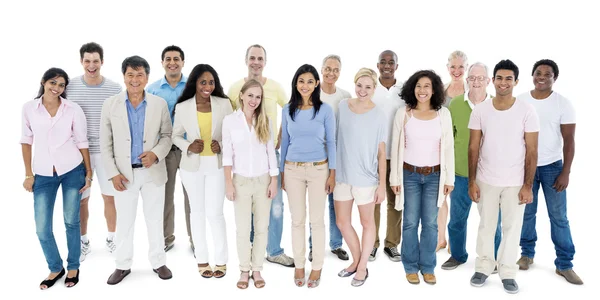 Gruppe von Diversity-Menschen, die zusammenstehen — Stockfoto