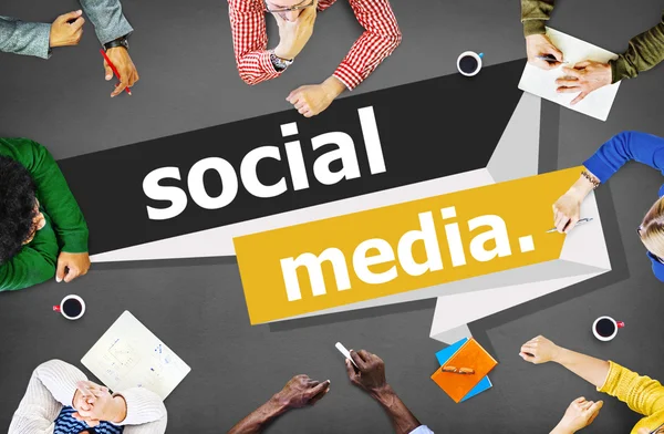 Sociala medier kommunikation koncept — Stockfoto