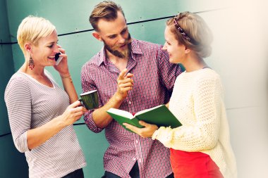 Sosyalleşme grup insanlar