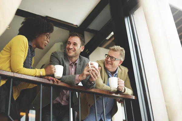 Equipo de negocios en Coffee Break — Foto de Stock