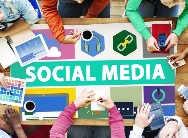 Connessione di reti di social media — Foto Stock