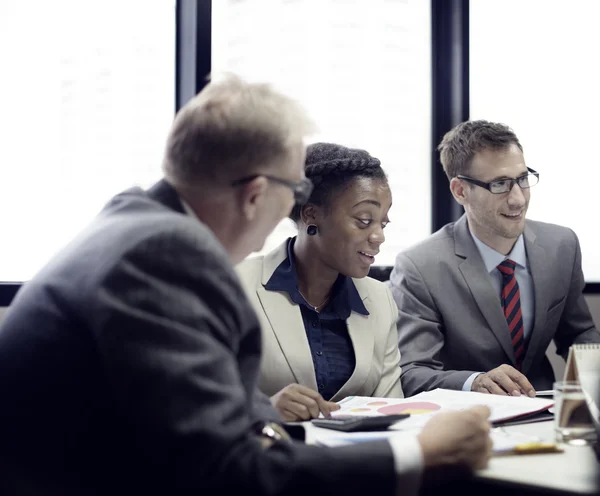 Conceito de reunião de equipe de negócios — Fotografia de Stock