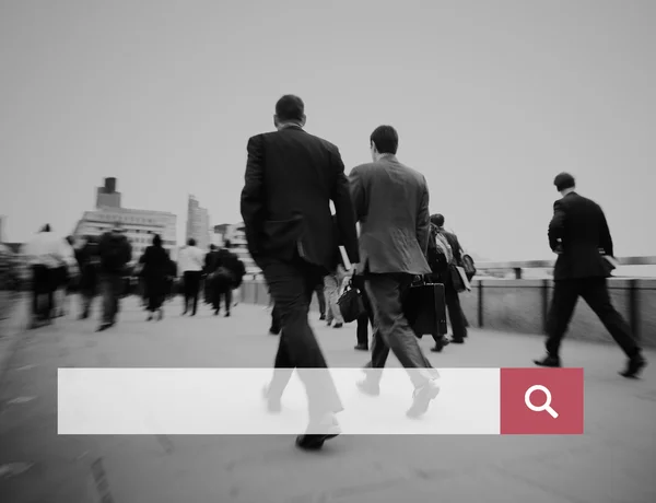 People walking across street — Stock Photo, Image