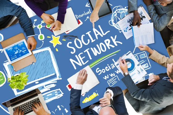 Соціальна мережа, концепція соціальних медіа — стокове фото