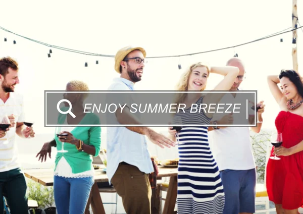 Enjoy summer breeze — Stock Photo, Image