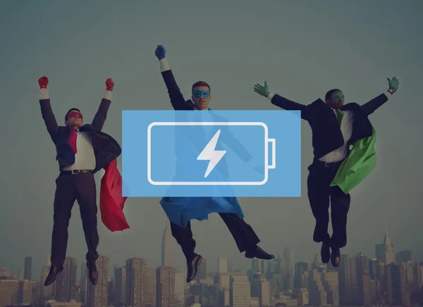 Superhelden-Geschäftsleute fliegen — Stockfoto
