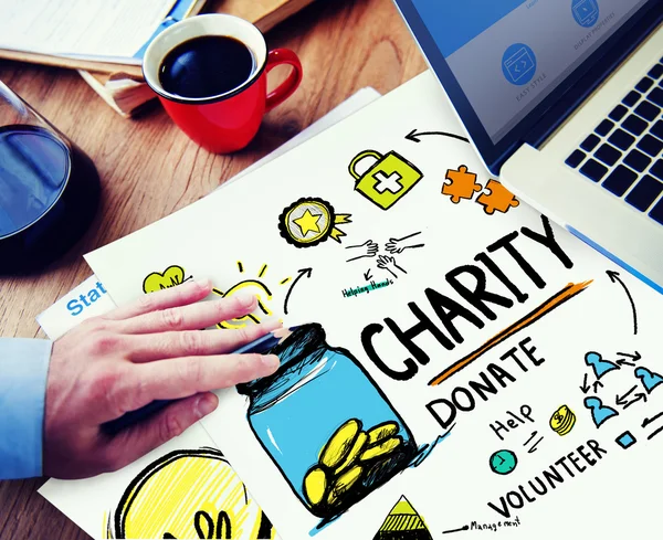 Uomo che lavora con Charity Concept — Foto Stock