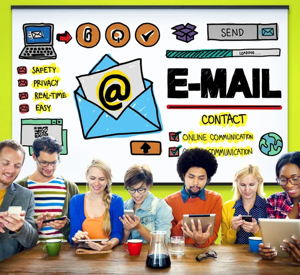 Concepto de Correspondencia por Email —  Fotos de Stock