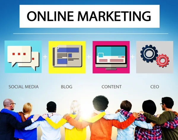 Pessoas diversas e conceito de marketing online — Fotografia de Stock